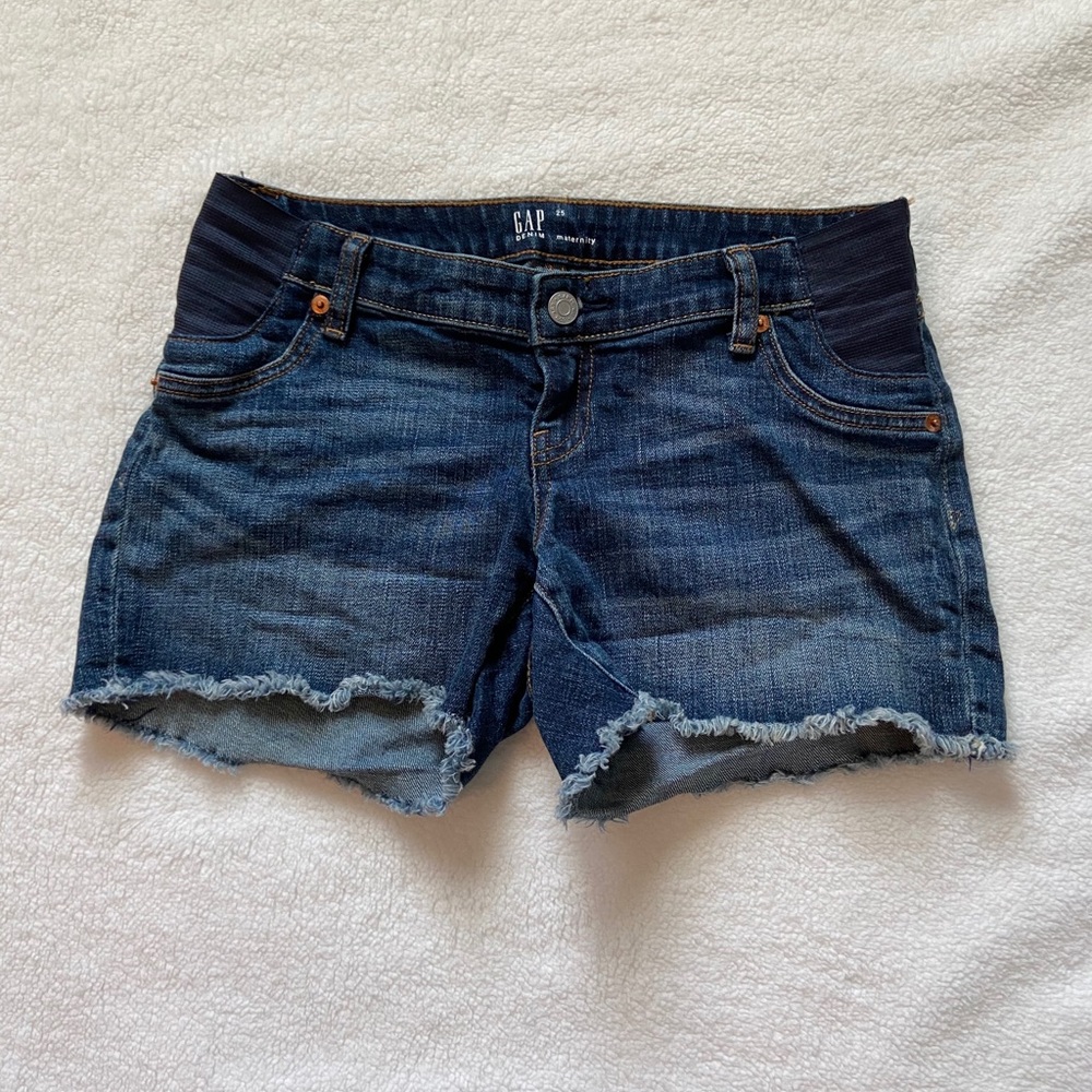 GAP maternity denim shorts